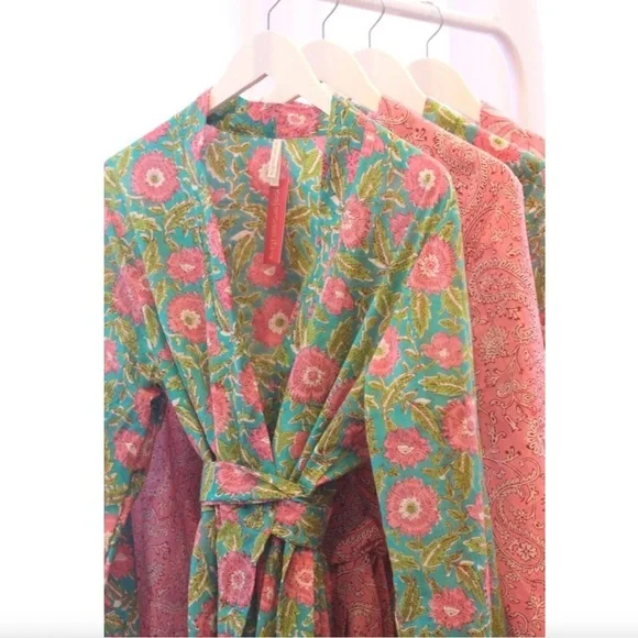 PajamaSutra Firoza Dressing Robe in Block Print Floral - Picture 2 of 6